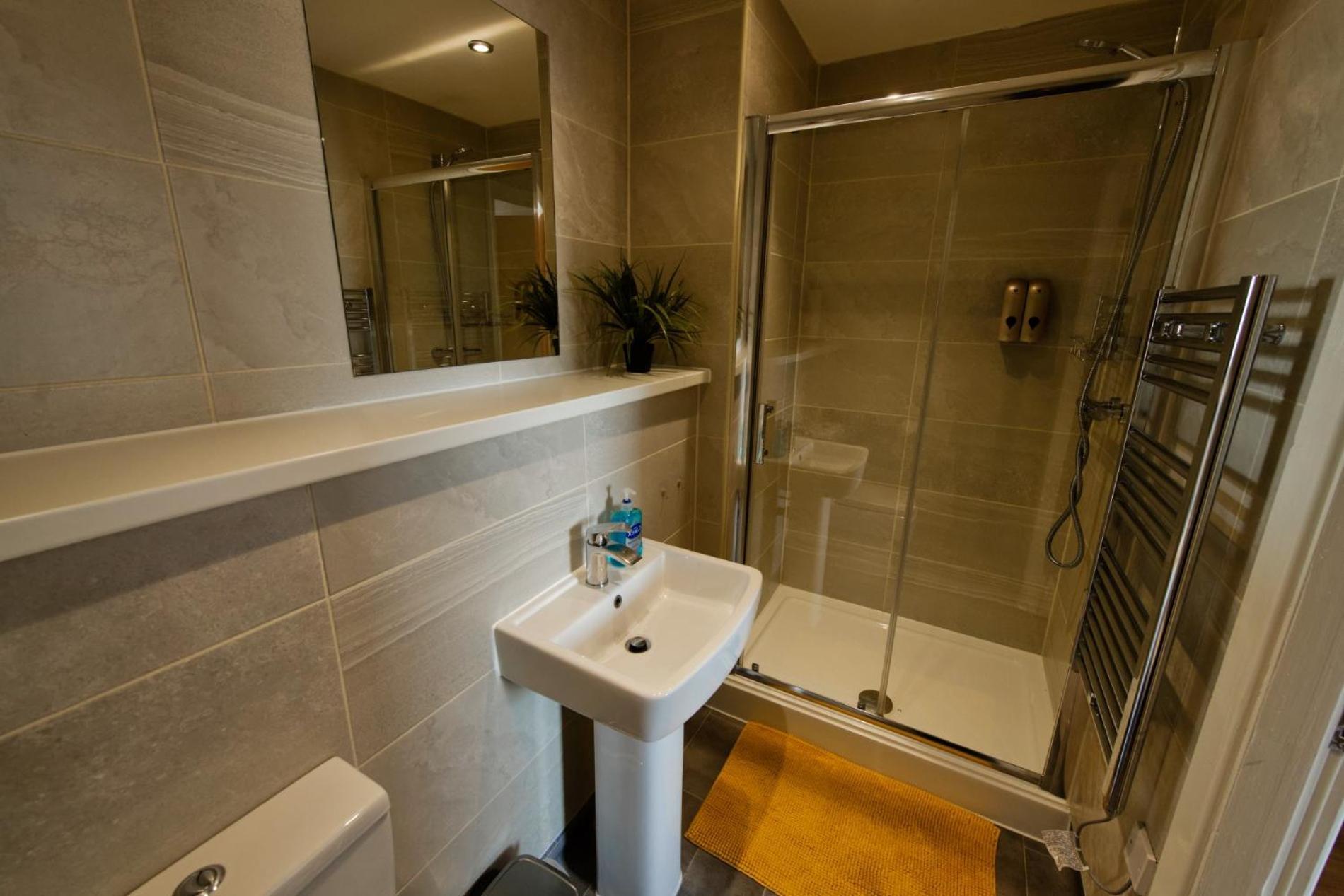 Sidemerseylivings - Central, Bright, And Convenient 2-Bedroom Apartment With Parking Liverpool Exterior photo